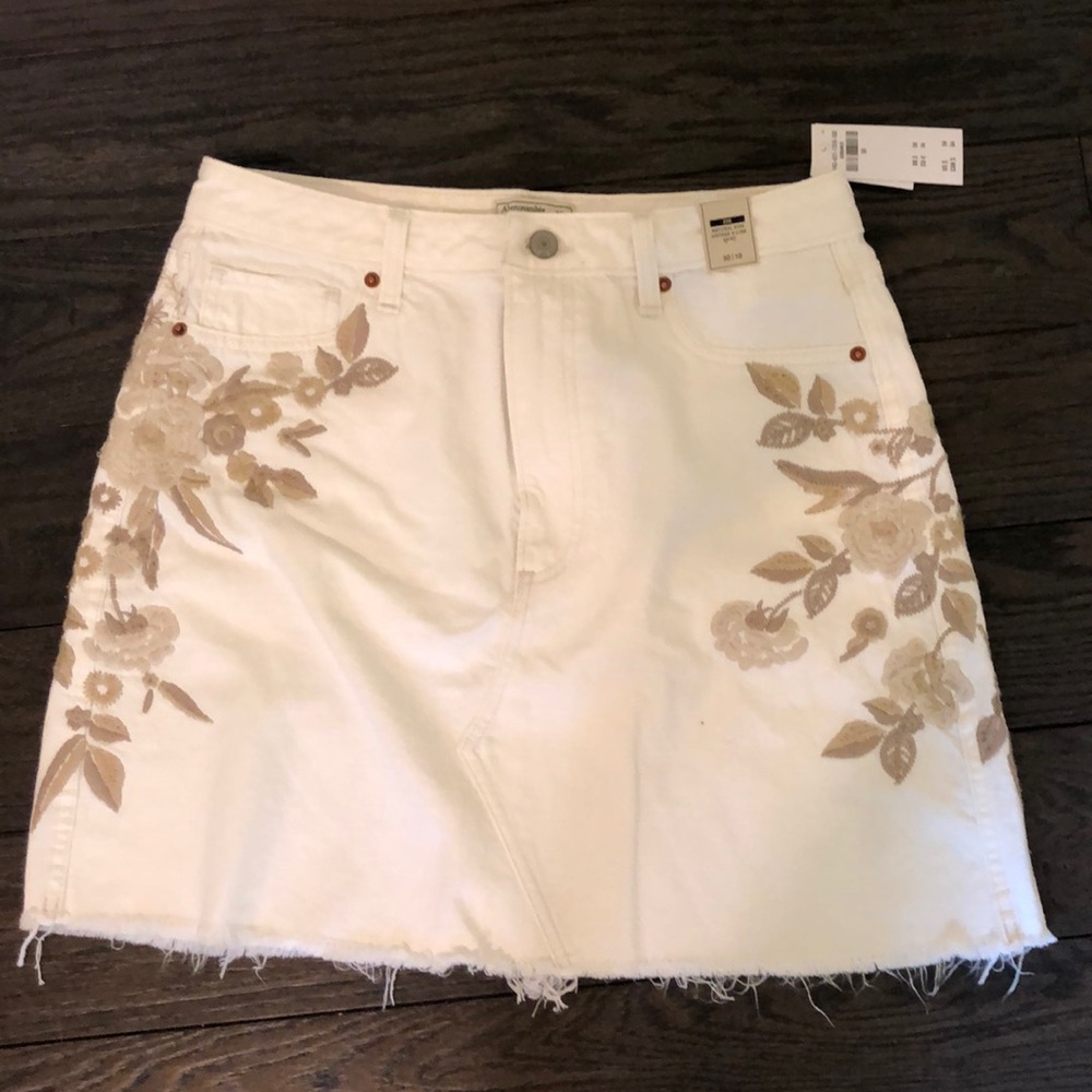 Abercrombie White A-Line Jean Embroidered Skirt